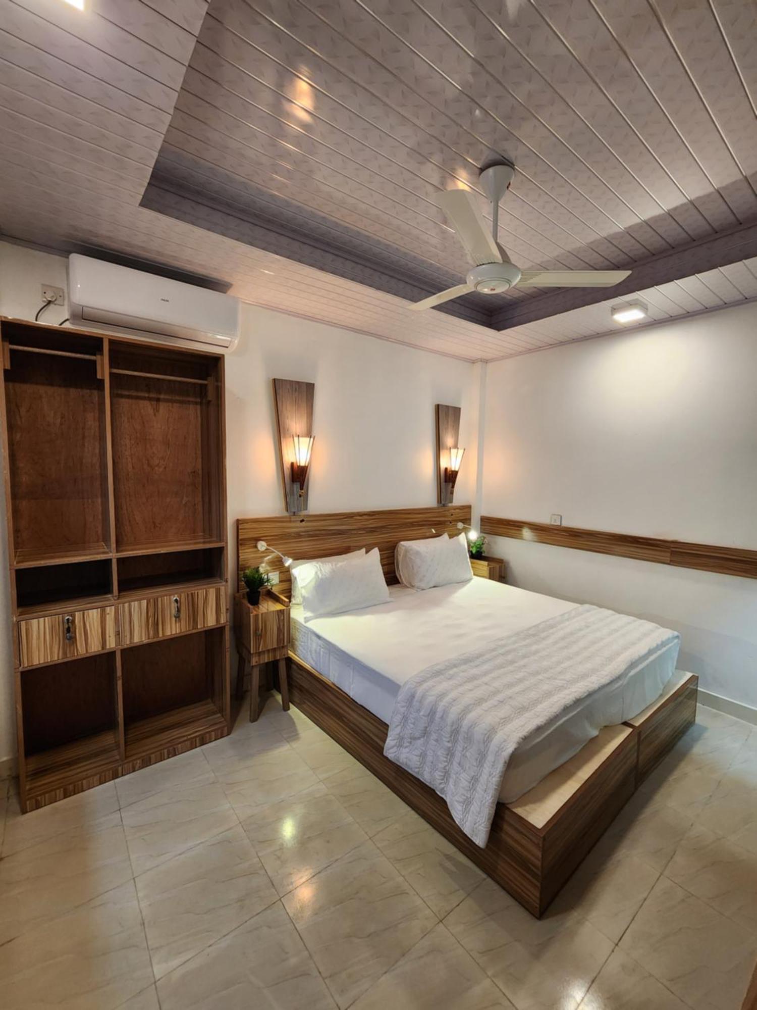 Batuta Maldives Fourson Hotel Thulusdhoo Quarto foto